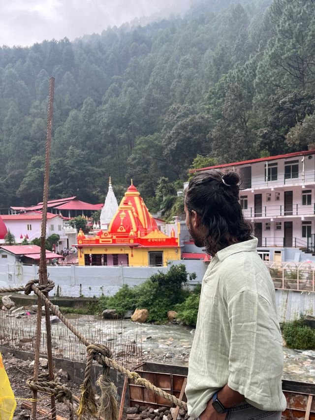 Kathgodam to Kainchi Dham, Kathgodam to Kainchi Dham distance, Kathgodam to Kainchi Dham bus, Kathgodam to Kainchi Dham bus fare, how to reach Kainchi Dham from Kathgodam, Kathgodam to Kainchi Dham by train, how to reach Kainchi Dham from Kathgodam, Kathgodam fare, Kathgodam to Kainchi Dham ticket price, Kathgodam to Kainchi Dham bus fare