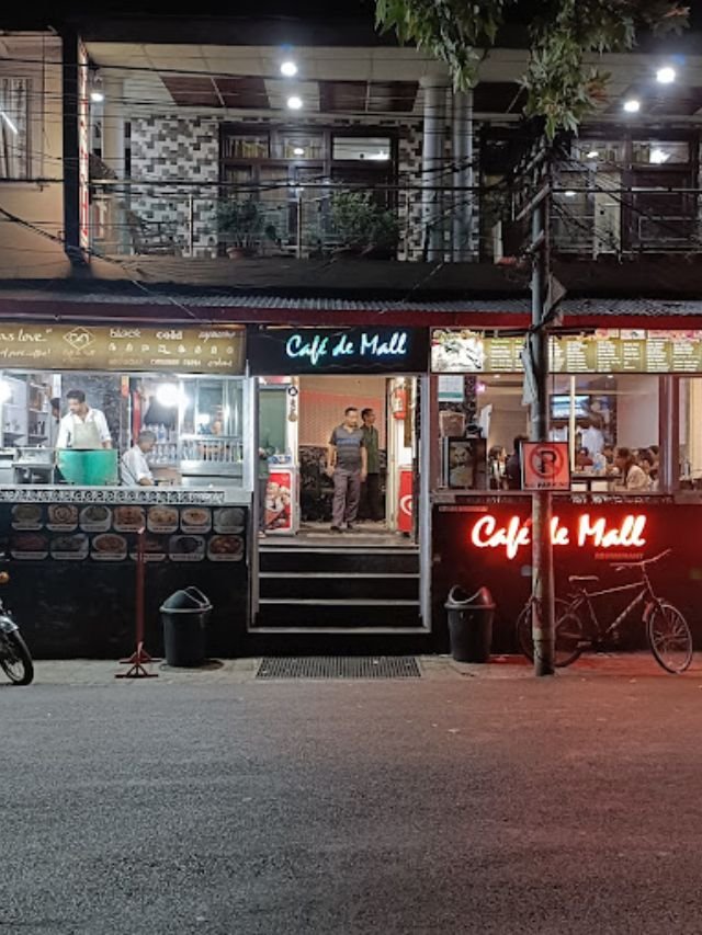 Best Restaurants in Nainital, Restaurants in Nainital, restaurant in mall road nainital, restaurants in mall road nainital, Best restaurants in mall road nainital