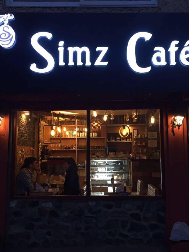 Best Restaurants in Nainital, Restaurants in Nainital, restaurant in mall road nainital, restaurants in mall road nainital, Best restaurants in mall road nainital