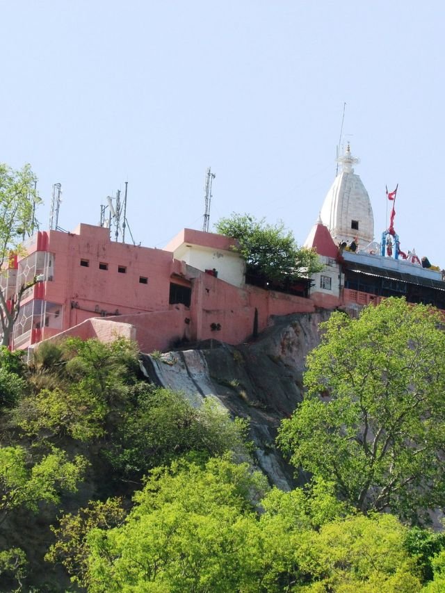 haridwar history, how to reach haridwar, places to visit in haridwar, har ki pauri haridwar, hotels in haridwar, delhi to haridwar, rishikesh to haridwar