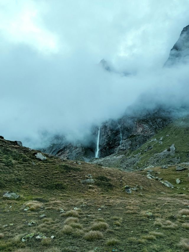 Vasudhara Falls Trek Story How to Reach Complete Travel Guide 1