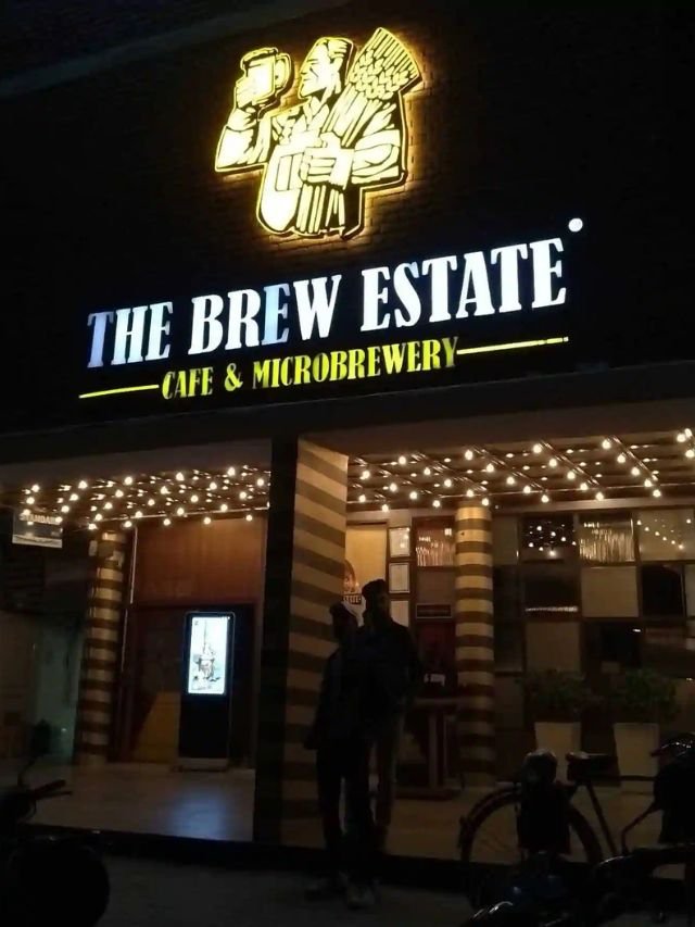 Famous Restaurants in Dehradun, viral Restaurants in Dehradun, Famous Dehradun Restaurants