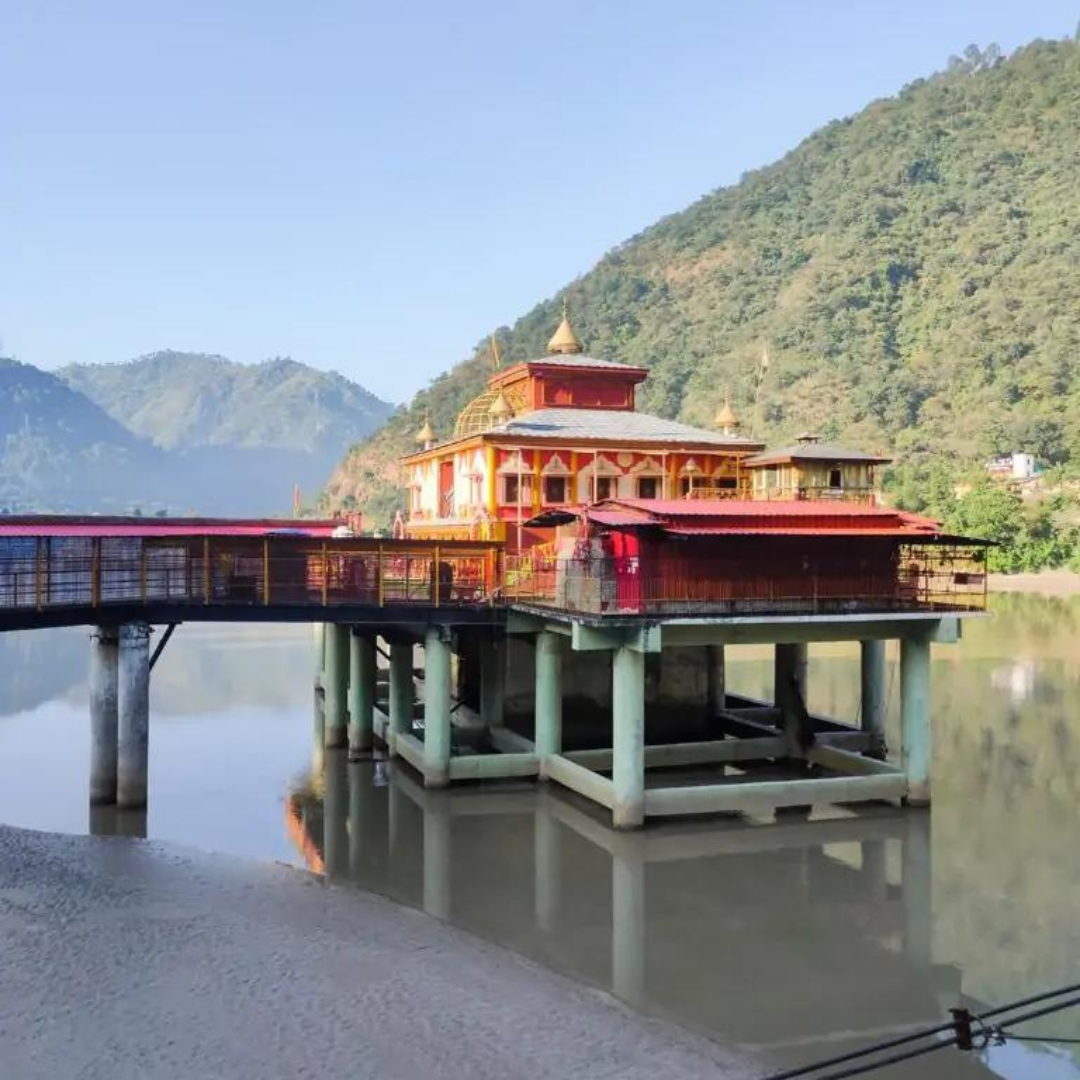 Dhari Devi Temple Uttarakhand, Hotels Near Dhari Devi Temple, Dhari Devi Temple History, Dhari Devi Temple Timings, How to Reach, Best Time to Visit, Old Dhari Devi Temple, Delhi to Dhari Devi Temple Uttarakhand, Dhari Devi Temple Images,
