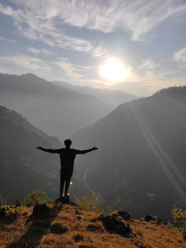 Top 7 Breathtaking Hill Stations in Uttarakhand for Winter Lovers