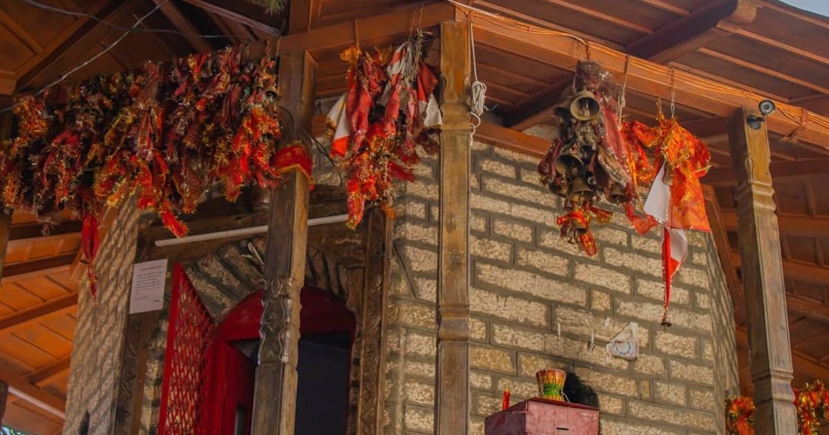 Mukteshwar Temple Nainital, Mukteshwar Temple in Nainital, Mukteshwar, Mukteshwar dham, mukteshwar temple, how to reach mukteshwar from delhi, mukteshwar mahadev temple nainital
