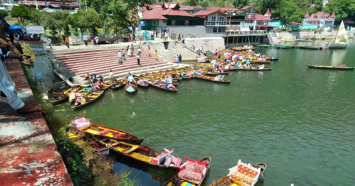 Naini Lake Nainital, Naini Lake, Nainital, Nainital Lake, Nainital lake boating price​, boating in Nainital lake, Nainital lake depth​, Nainital lake boating, Naini lake boating